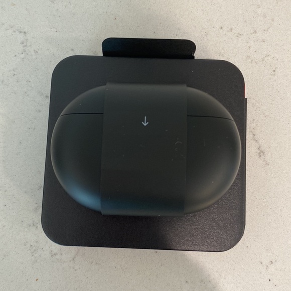 BEATS STUDIO BUDS - Wireless noise cancelling bluethooth earbuds - BLACK. - Picture 4 of 8